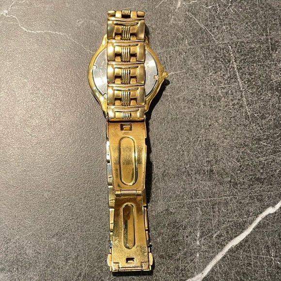 Vintage Men’s Seiko 7N32-0149 Gold Tone Watch - New Battery - Picture 6 of 7